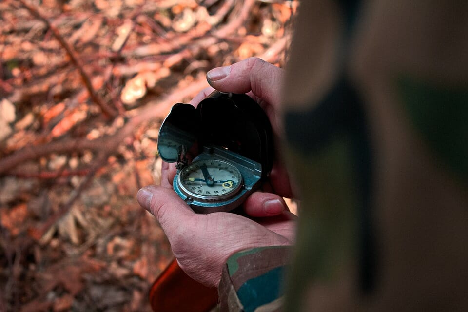Knife, Compass, Zálesactvo, Nature, Survival, Forest