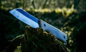 Buying custom knives