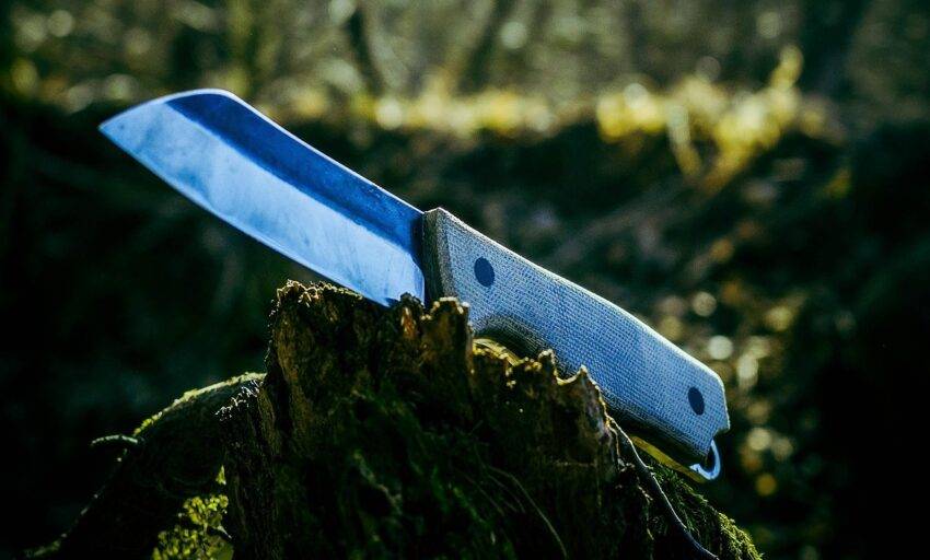 Buying custom knives